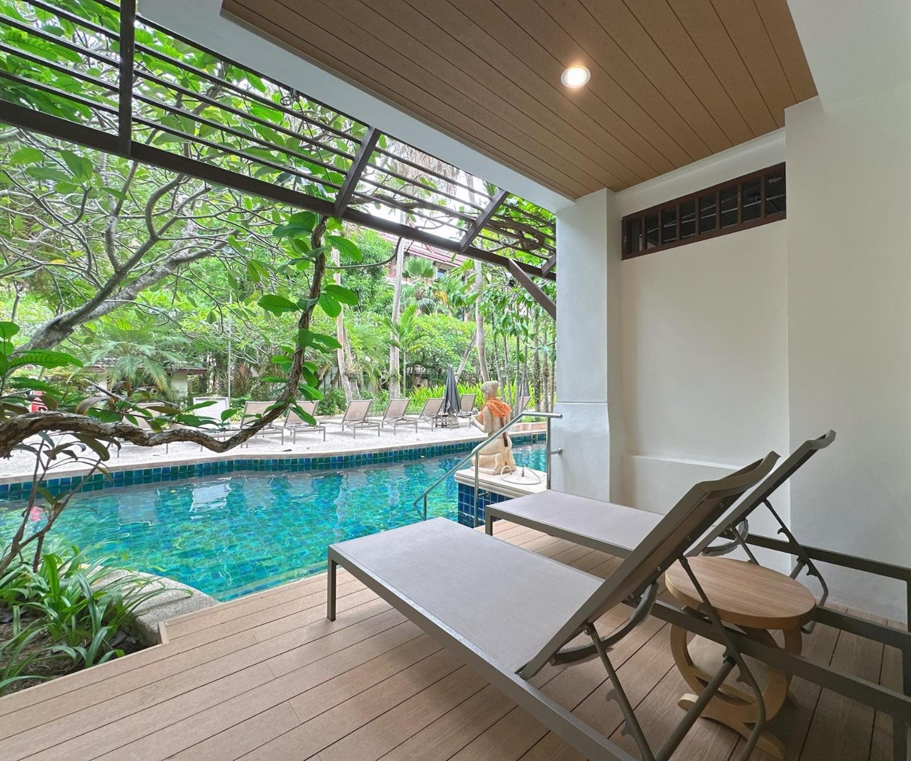 Deluxe Double or Twin Room Pool Access